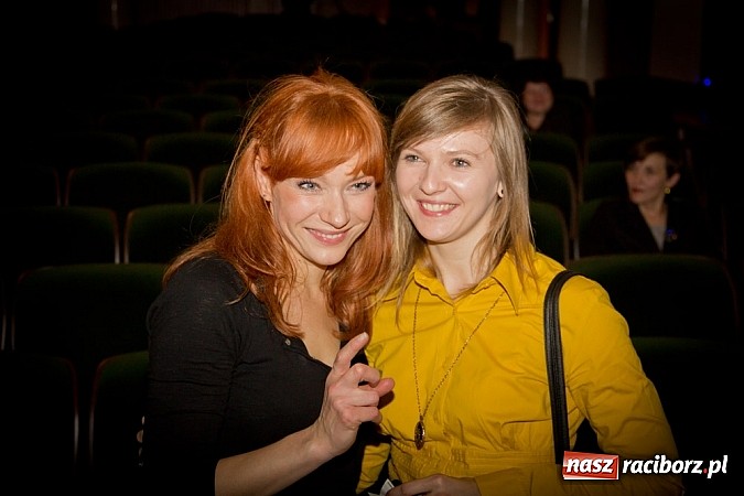 Zdjęcie w galerii na portalu naszraciborz.pl: Magdalena Walach na scenie w Raciborzu. Zobacz materiał wideo wiadomości z regionu