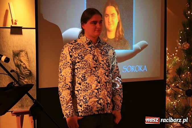 Zdjęcie w galerii na portalu naszraciborz.pl: Nagrodzono wyr&oacute;żniających się wolontariuszy wiadomości z regionu