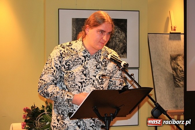 Zdjęcie w galerii na portalu naszraciborz.pl: Nagrodzono wyr&oacute;żniających się wolontariuszy wiadomości z regionu