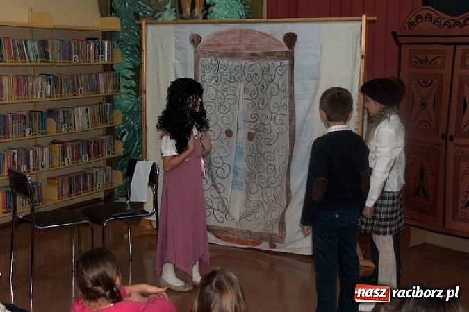 Zdjęcie w galerii na portalu naszraciborz.pl: Podróże po fantastycznej literaturze - finał konkursu wiadomości z regionu