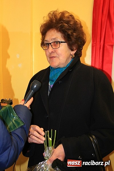 Zdjęcie w galerii na portalu naszraciborz.pl: Odsłonięto tablicę poświęconą pamięci Piotra Starzyńskiego wiadomości z regionu