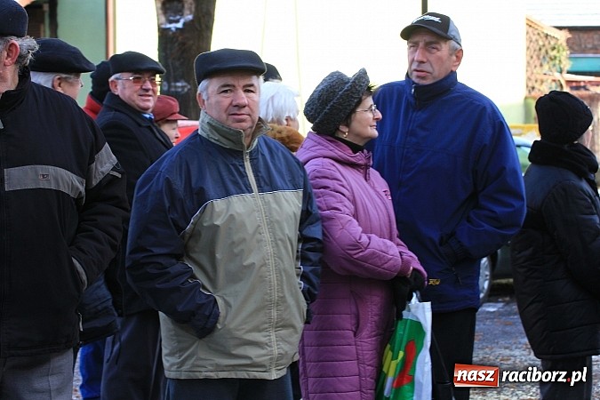 Zdjęcie w galerii na portalu naszraciborz.pl: Procesja konna przeszła przez Krzanowice wiadomości z regionu
