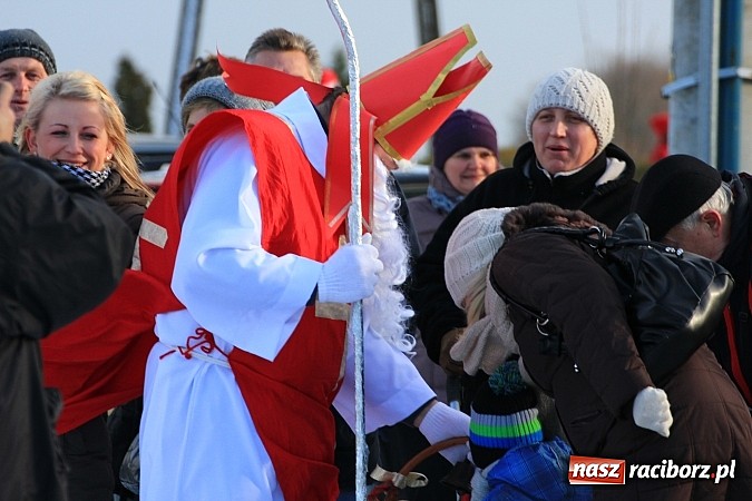 Zdjęcie w galerii na portalu naszraciborz.pl: Procesja konna przeszła przez Krzanowice wiadomości z regionu