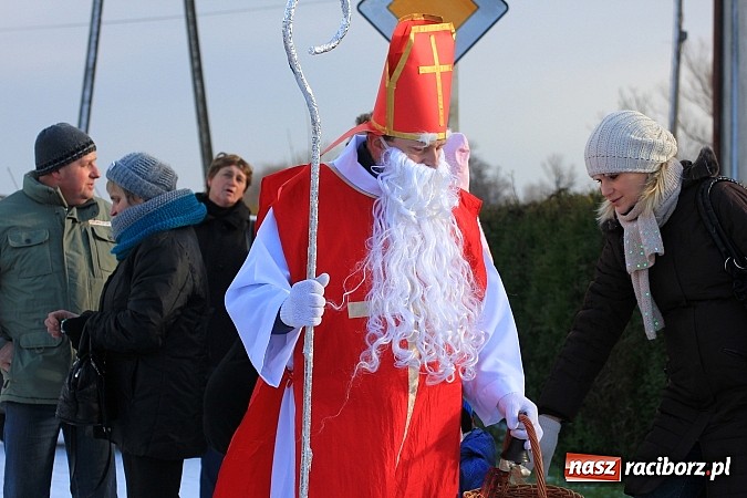 Zdjęcie w galerii na portalu naszraciborz.pl: Procesja konna przeszła przez Krzanowice wiadomości z regionu
