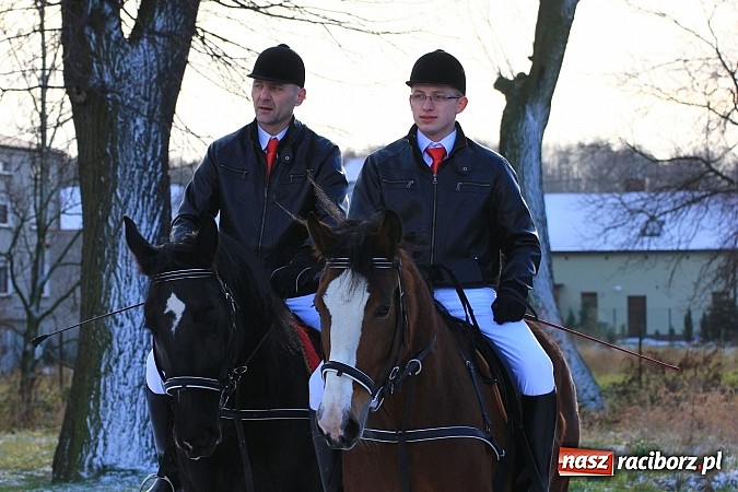 Zdjęcie w galerii na portalu naszraciborz.pl: Procesja konna przeszła przez Krzanowice wiadomości z regionu