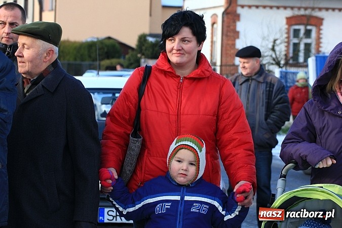 Zdjęcie w galerii na portalu naszraciborz.pl: Procesja konna przeszła przez Krzanowice wiadomości z regionu