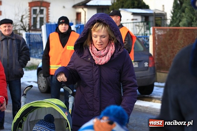 Zdjęcie w galerii na portalu naszraciborz.pl: Procesja konna przeszła przez Krzanowice wiadomości z regionu