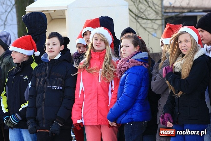 Zdjęcie w galerii na portalu naszraciborz.pl: Procesja konna przeszła przez Krzanowice wiadomości z regionu