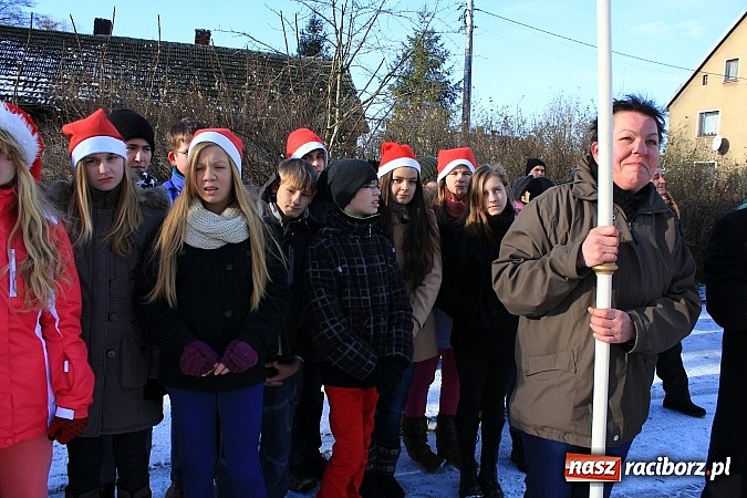 Zdjęcie w galerii na portalu naszraciborz.pl: Procesja konna przeszła przez Krzanowice wiadomości z regionu