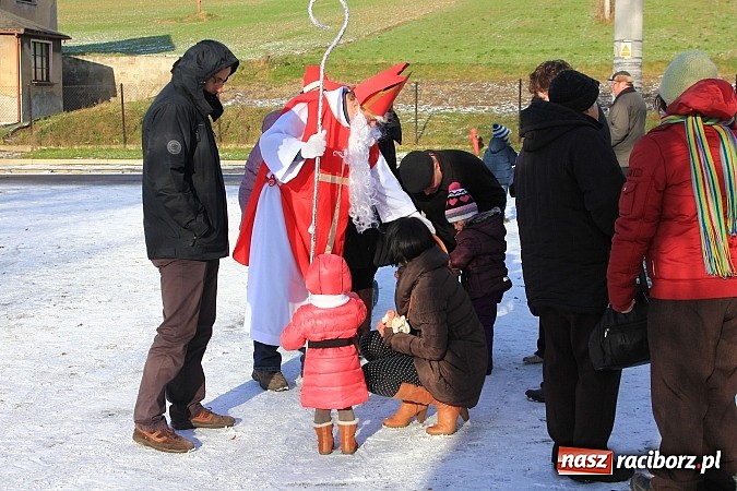 Zdjęcie w galerii na portalu naszraciborz.pl: Procesja konna przeszła przez Krzanowice wiadomości z regionu