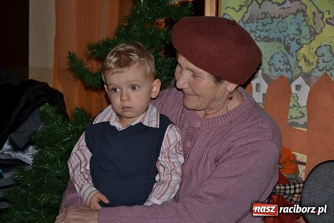 Zdjęcie w galerii na portalu naszraciborz.pl: Brzydkie kaczątko w prezencie mikołajkowym wiadomości z regionu