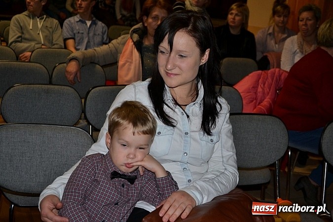 Zdjęcie w galerii na portalu naszraciborz.pl: Brzydkie kaczątko w prezencie mikołajkowym wiadomości z regionu