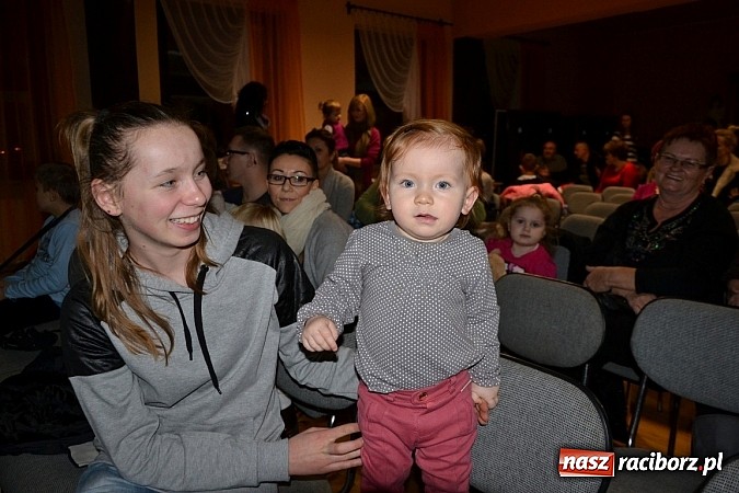 Zdjęcie w galerii na portalu naszraciborz.pl: Brzydkie kaczątko w prezencie mikołajkowym wiadomości z regionu