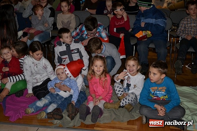 Zdjęcie w galerii na portalu naszraciborz.pl: Brzydkie kaczątko w prezencie mikołajkowym wiadomości z regionu