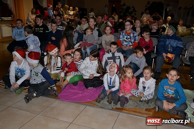 Zdjęcie w galerii na portalu naszraciborz.pl: Brzydkie kaczątko w prezencie mikołajkowym wiadomości z regionu