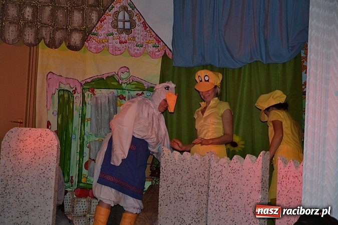 Zdjęcie w galerii na portalu naszraciborz.pl: Brzydkie kaczątko w prezencie mikołajkowym wiadomości z regionu