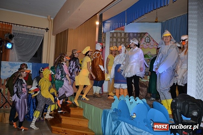 Zdjęcie w galerii na portalu naszraciborz.pl: Brzydkie kaczątko w prezencie mikołajkowym wiadomości z regionu