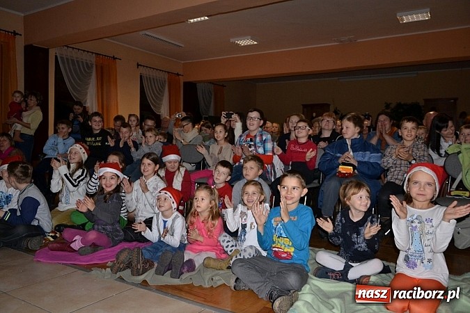 Zdjęcie w galerii na portalu naszraciborz.pl: Brzydkie kaczątko w prezencie mikołajkowym wiadomości z regionu