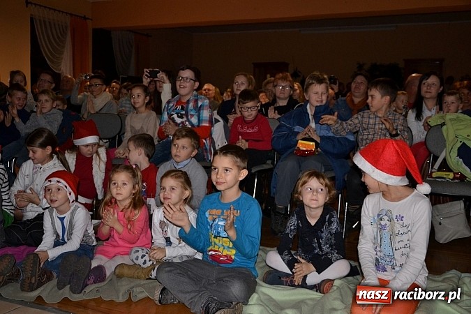 Zdjęcie w galerii na portalu naszraciborz.pl: Brzydkie kaczątko w prezencie mikołajkowym wiadomości z regionu