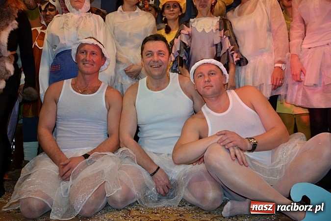 Zdjęcie w galerii na portalu naszraciborz.pl: Brzydkie kaczątko w prezencie mikołajkowym wiadomości z regionu