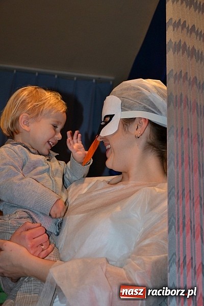 Zdjęcie w galerii na portalu naszraciborz.pl: Brzydkie kaczątko w prezencie mikołajkowym wiadomości z regionu