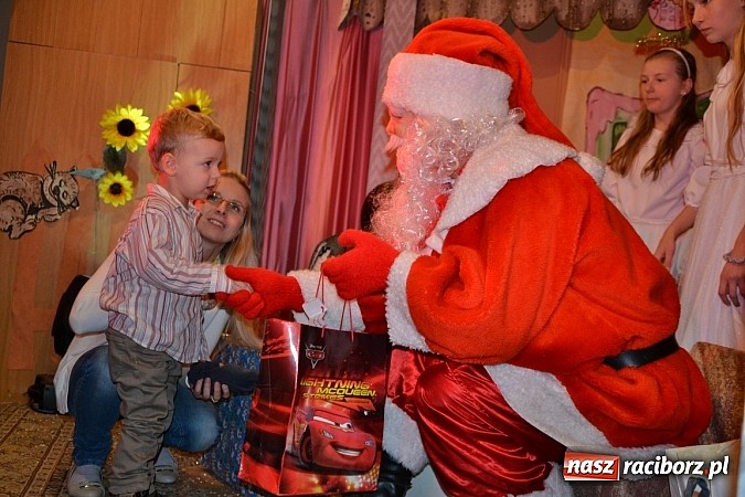 Zdjęcie w galerii na portalu naszraciborz.pl: Brzydkie kaczątko w prezencie mikołajkowym wiadomości z regionu