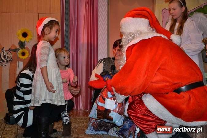 Zdjęcie w galerii na portalu naszraciborz.pl: Brzydkie kaczątko w prezencie mikołajkowym wiadomości z regionu