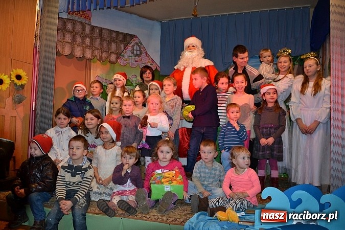 Zdjęcie w galerii na portalu naszraciborz.pl: Brzydkie kaczątko w prezencie mikołajkowym wiadomości z regionu