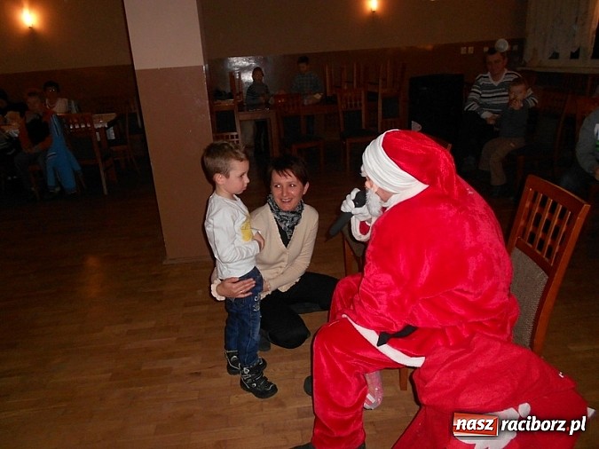 Zdjęcie w galerii na portalu naszraciborz.pl: Święty Mikołaj w Rudzie Kozielskiej wiadomości z regionu