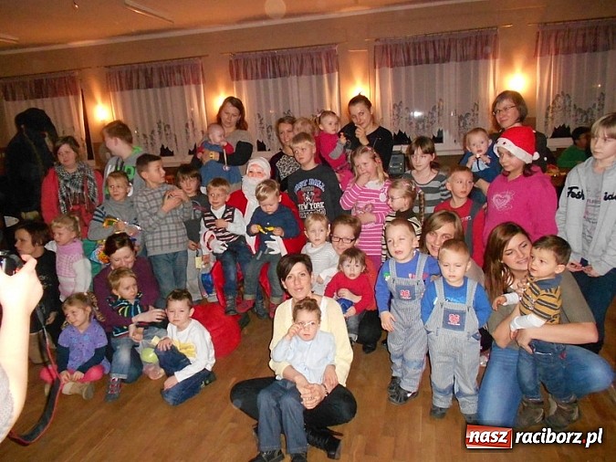 Zdjęcie w galerii na portalu naszraciborz.pl: Święty Mikołaj w Rudzie Kozielskiej wiadomości z regionu