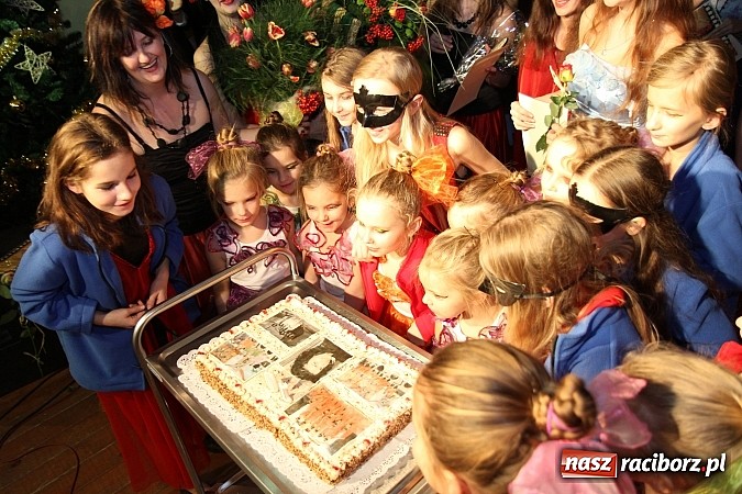 Zdjęcie w galerii na portalu naszraciborz.pl: Zesp&oacute;ł Zyg-Zak świętował 10. urodziny wiadomości z regionu