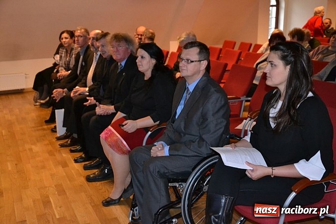 Zdjęcie w galerii na portalu naszraciborz.pl: IX Forum Osób Niepełnosprawnych odbyło się na zamku wiadomości z regionu