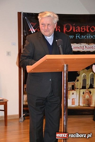 Zdjęcie w galerii na portalu naszraciborz.pl: IX Forum Osób Niepełnosprawnych odbyło się na zamku wiadomości z regionu