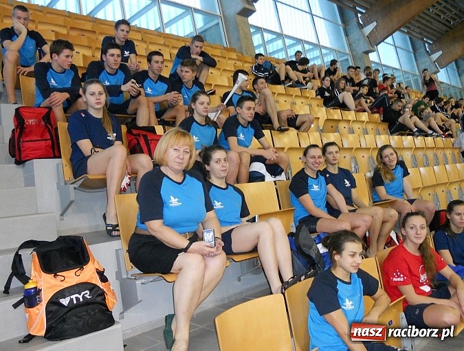 Zdjęcie w galerii na portalu naszraciborz.pl: I runda ligi SMS-ów wiadomości z regionu