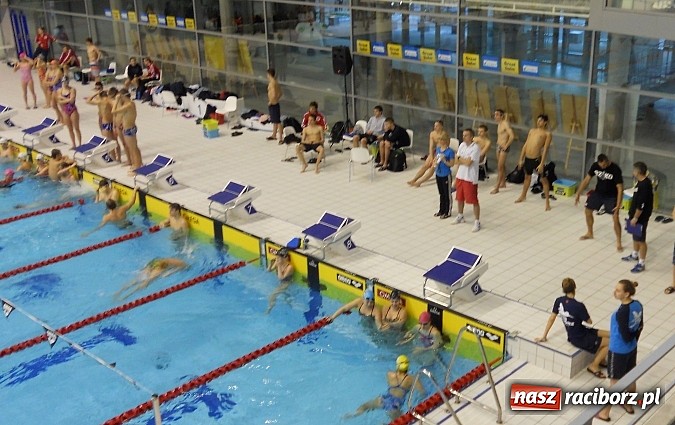 Zdjęcie w galerii na portalu naszraciborz.pl: I runda ligi SMS-ów wiadomości z regionu