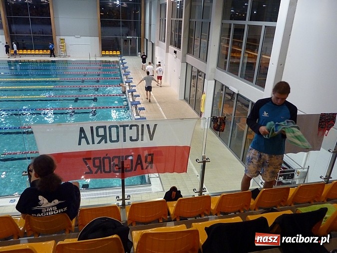 Zdjęcie w galerii na portalu naszraciborz.pl: Pływanie. Michał Błaszczyk w roli głównej wiadomości z regionu