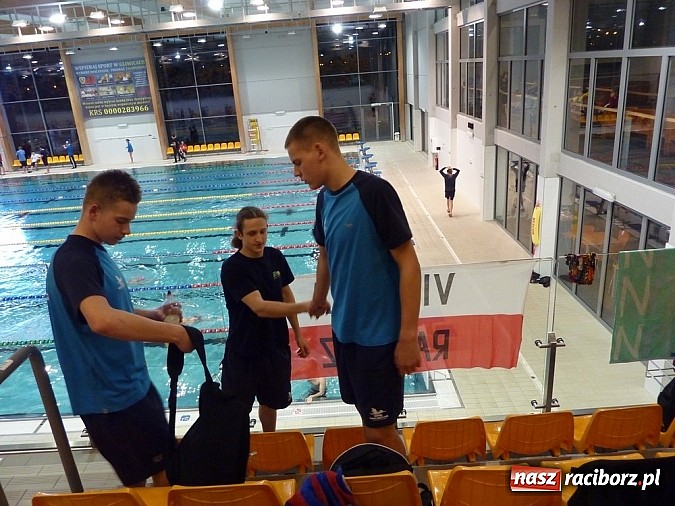 Zdjęcie w galerii na portalu naszraciborz.pl: Pływanie. Michał Błaszczyk w roli głównej wiadomości z regionu