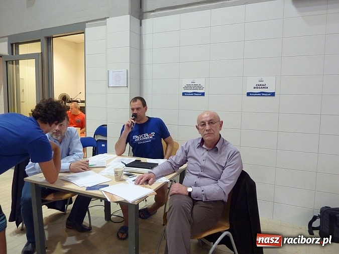 Zdjęcie w galerii na portalu naszraciborz.pl: Pływanie. Michał Błaszczyk w roli głównej wiadomości z regionu