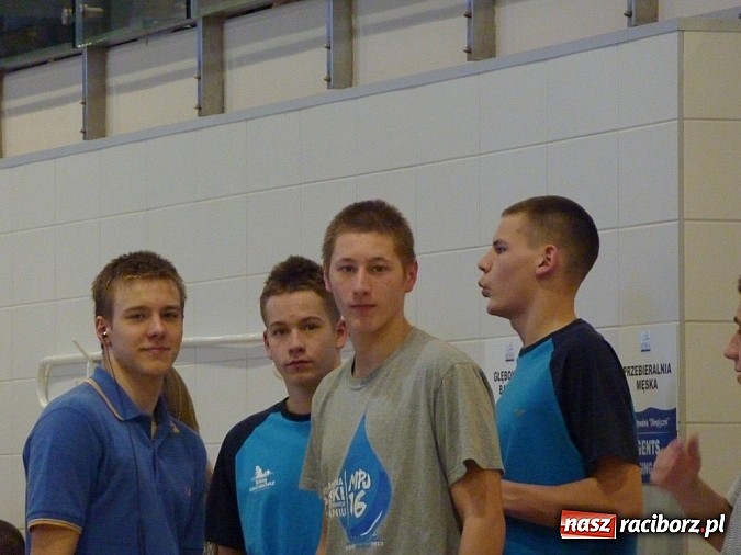 Zdjęcie w galerii na portalu naszraciborz.pl: Pływanie. Michał Błaszczyk w roli głównej wiadomości z regionu