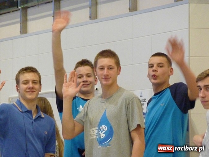 Zdjęcie w galerii na portalu naszraciborz.pl: Pływanie. Michał Błaszczyk w roli głównej wiadomości z regionu