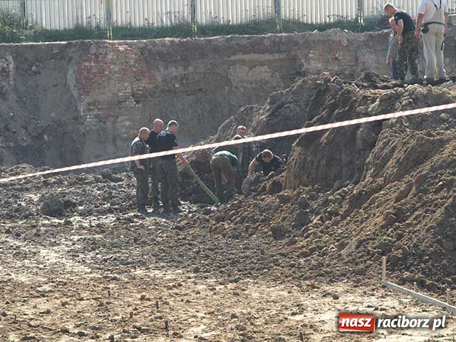 Zdjęcie w galerii na portalu naszraciborz.pl: Bomba opuściła Racibórz wiadomości z regionu