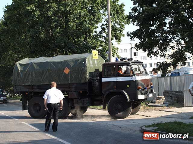 Zdjęcie w galerii na portalu naszraciborz.pl: Bomba opuściła Racibórz wiadomości z regionu