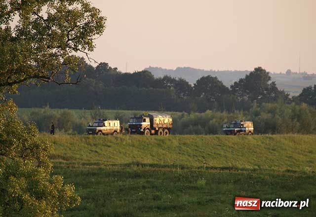 Zdjęcie w galerii na portalu naszraciborz.pl: Bomba opuściła Racibórz wiadomości z regionu