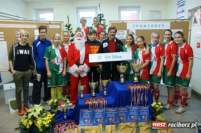 Zdjęcie w galerii na portalu naszraciborz.pl: Już po XIV Mikołajkowym Turnieju w Kietrzu wiadomości z regionu