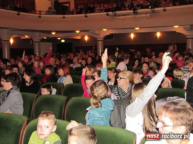 Zdjęcie w galerii na portalu naszraciborz.pl: Teatralne Mikołajki w RCK wiadomości z regionu