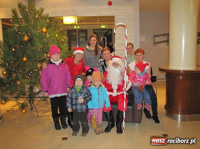 Zdjęcie w galerii na portalu naszraciborz.pl: Teatralne Mikołajki w RCK wiadomości z regionu