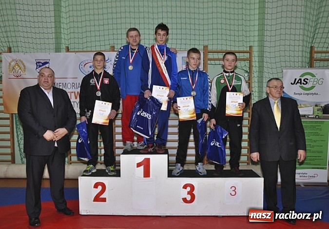 Zdjęcie w galerii na portalu naszraciborz.pl: Unia Racib&oacute;rz mistrzem Polski w zapasach wiadomości z regionu