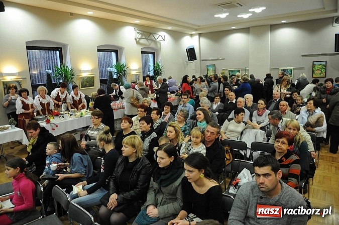 Zdjęcie w galerii na portalu naszraciborz.pl: Kiermasz pełen smakołyków w Tworkowie wiadomości z regionu