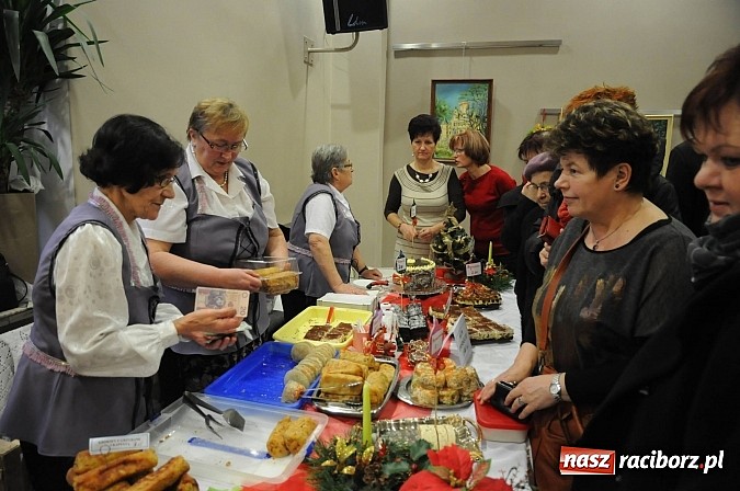 Zdjęcie w galerii na portalu naszraciborz.pl: Kiermasz pełen smakołyków w Tworkowie wiadomości z regionu