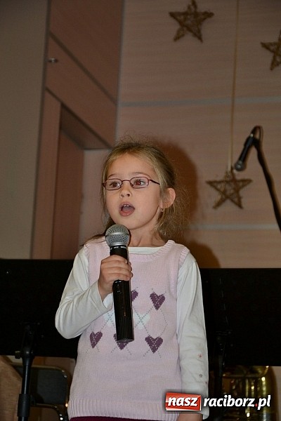 Zdjęcie w galerii na portalu naszraciborz.pl: Kiermasz pełen smakołyków w Tworkowie wiadomości z regionu